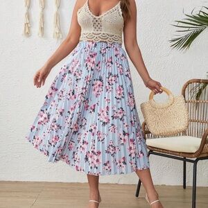 SHEIN Pleated Floral Blue Skirt